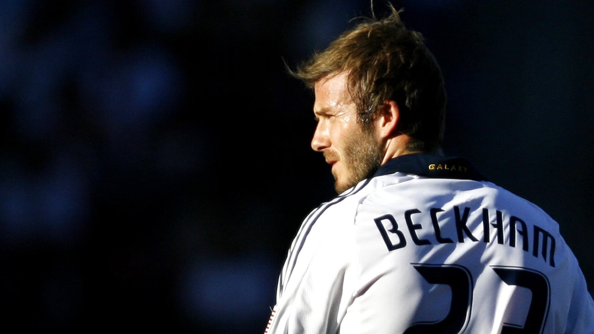 职业联赛鼓励本土教练参与顶级执教培训，职业联赛教练可以上场吗